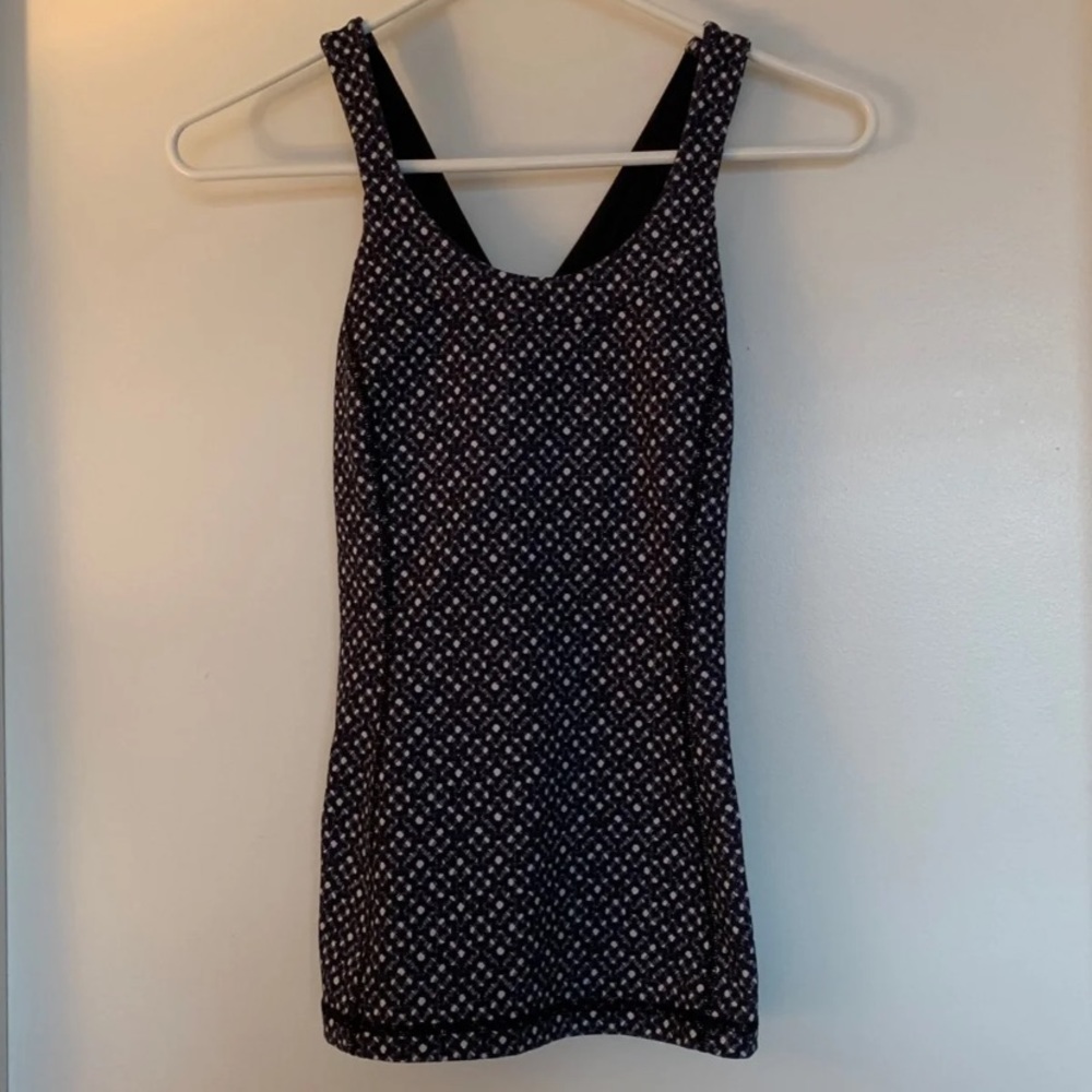 Lululemon tank top
